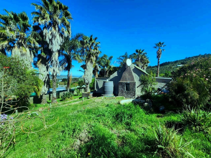 Commercial Property for Sale in Rondevlei Western Cape